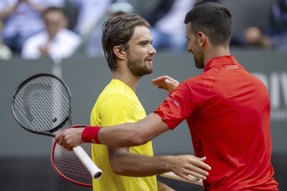 Novak Djokovic a pierde în semifinalele turneului de la Geneva