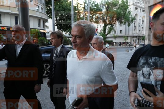 Ilie Dumitrescu nu l-a ratat pe Jose Mourinho. Imaginea postată de "Sir" pe rețelele sociale
