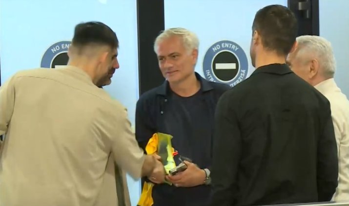 Jose Mourinho, la poze alături de Kopic și Nicolescu