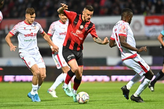 Csikszereda - Dinamo 0-0. Prestația slabă pentru oaspeți, care rămân în Liga 1 datorită victoriei din tur