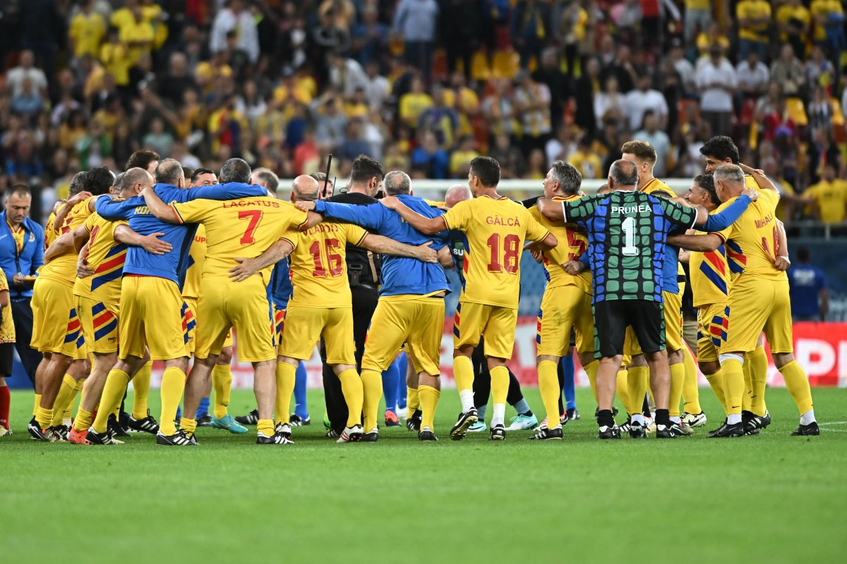 54.967 de sepctatorii au venit pe stadion pentru meciul Generației de Aur