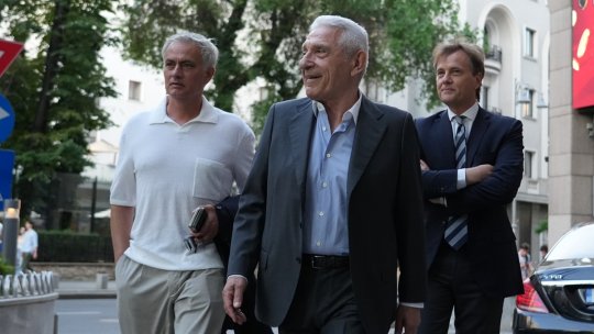 Ioan Becali nu a mai rezistat și a intrat în direct. Radu Naum nu a scăpat de furia impresarului: "Apare la televizor cu aceeași cămașă de 24 de ani"