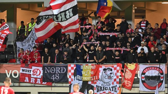 Suporterii lui Dinamo au răbufnit după jocul slab de la Csikszereda: "Penibil" / "Paraleli cu fotbalul"