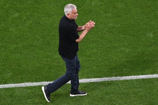 Cel mai arogant antrenor, discurs pios în fața Generației de Aur. Ce le-a spus Mourinho lui Hagi, Popescu & Co