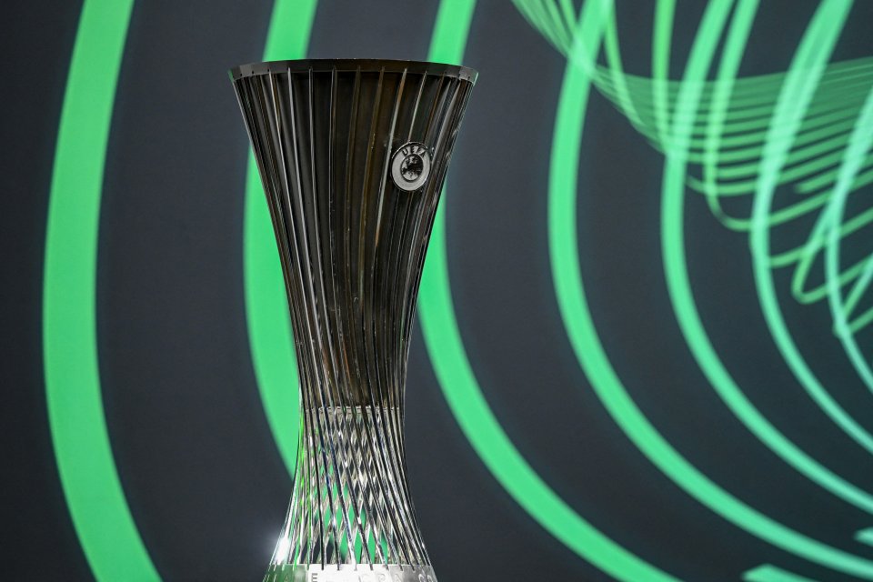 Finala Conference League este între Olympiacos și Fiorentina