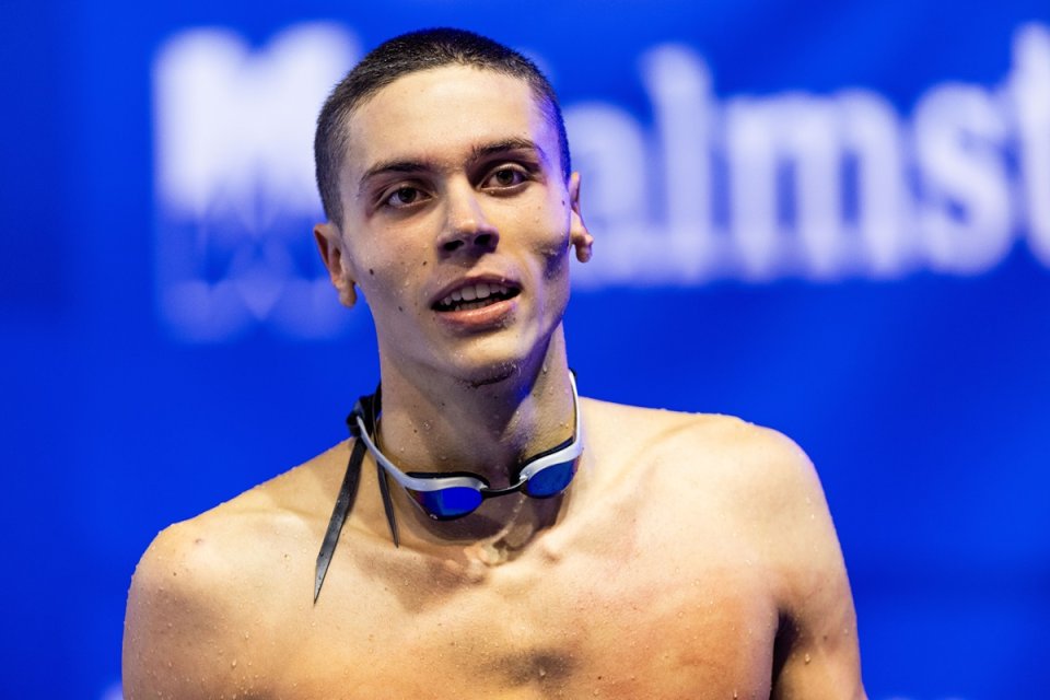 David Popovici reprezintă clubul Dinamo