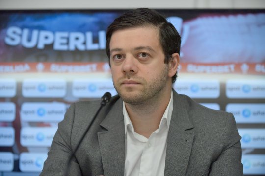 Eventuala plecare a lui Angelescu de la Rapid poate prinde contur: ”Mi-ar părea rău, dar există această posibilitate!”