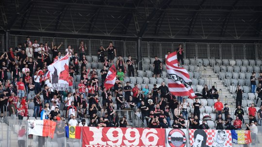 Scandal între fanii și jucătorii lui Dinamo, după remiza cu U Cluj! Ce s-a întâmplat în parcare: ”Nu mai putem cu rușinea asta!”