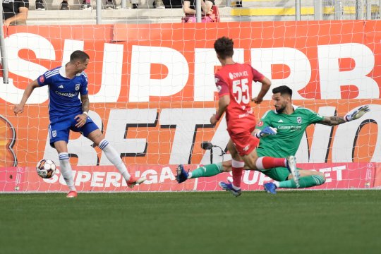 UTA - FCU Craiova 3-1. Spectacol făcut de gazde, iar oltenii sunt cu un pas în liga secundă