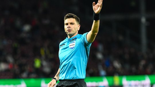Greșeală flagrantă de arbitraj în CFR Cluj - Rapid 3-2! Decizia care putea schimba soarta meciului. Arbitrul, ”notă de suspendare”