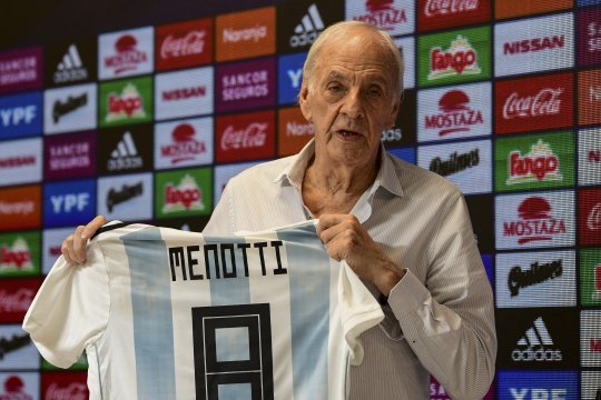 A încetat din viață Cesar Luis Menotti, fost selecționer al Argentinei, campion mondial în 1978