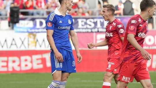 Oltenii se mitraliază între ei: ”Am tensiunea 180. Putea fi 4-0 la pauză. Am fost jalnici!”