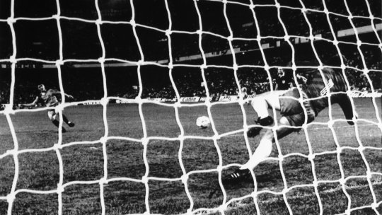 Secretul prin care Duckadam a ajuns să apere 4 penalty-uri la Sevilla: "Eram în lumea mea, mă uitam spre cer"