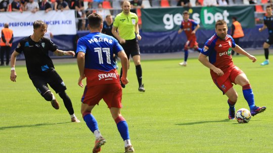 Adi Popa este aproape să o părăsească pe Steaua! Ce alt jucător mai pot pierde ”militarii”