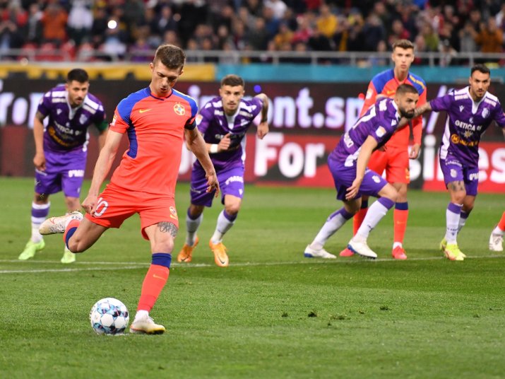 83 de goluri și 41 de pase decisive în 228 de meciuri a strâns Florin Tănase în tricoul FCSB
