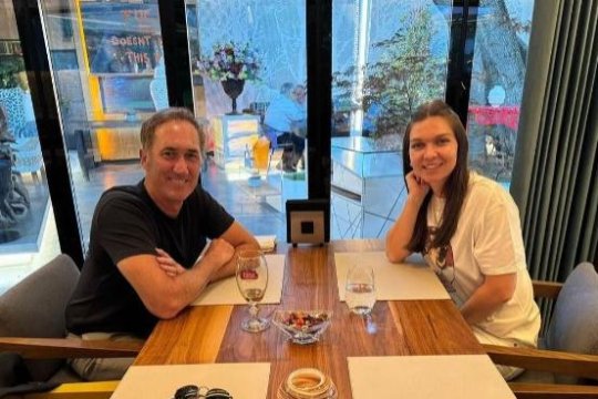 Darren Cahill, antrenorul cu care Simona Halep a cunoscut cel mai mare succes al carierei, prezent la București! Unde a fost surprins