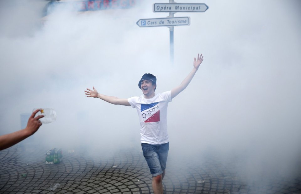 Incidente la EURO 2016, între ruși și englezi