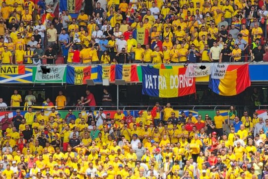 Fanii steliști nu s-au abținut nici pe stadion. Mesajele transmise conducerii clubului din Ghencea