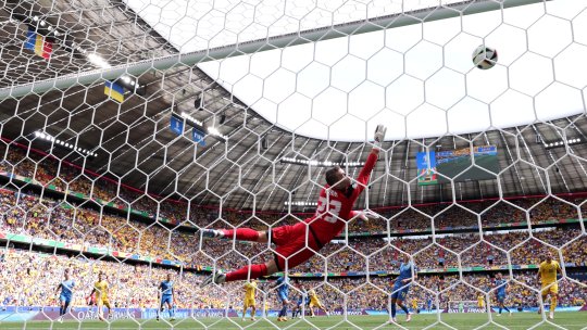 Stanciu, sângele nostru galben! România învinge Ucraina, scor 3-0, de o manieră entuziasmantă!