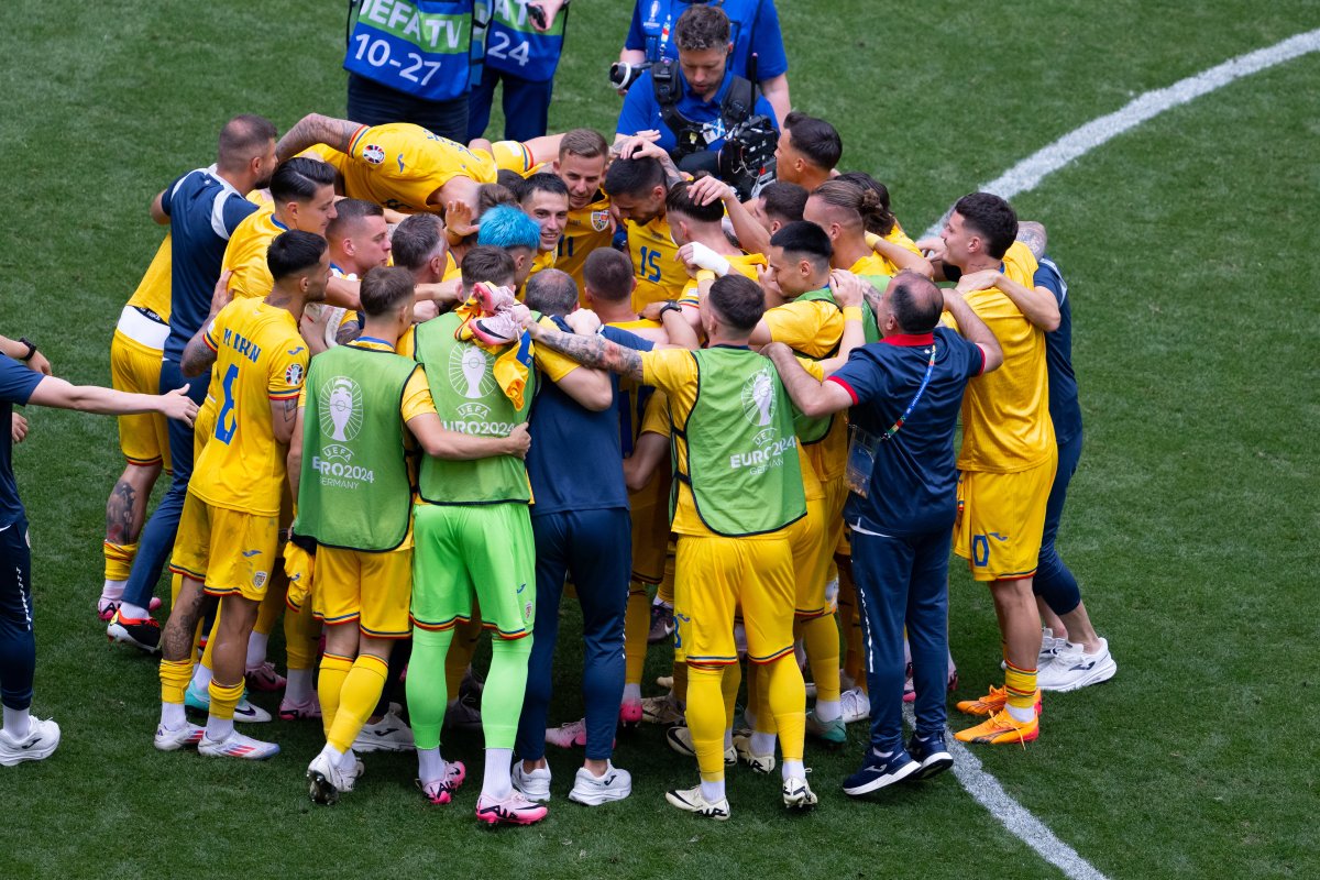 România a câștigat în premieră la 3 goluri diferență un meci disputat la un turneu final major