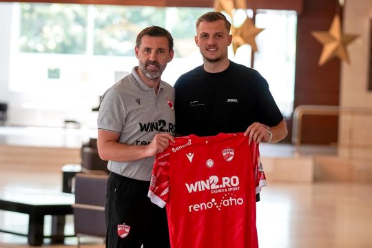 OFICIAL | După 4 ani la Lecce, a semnat cu Dinamo