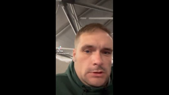 L-a luat somnul pe stadion și s-a trezit la câteva ore după finalul meciului. Imaginile de la EURO 2024 care au devenit virale