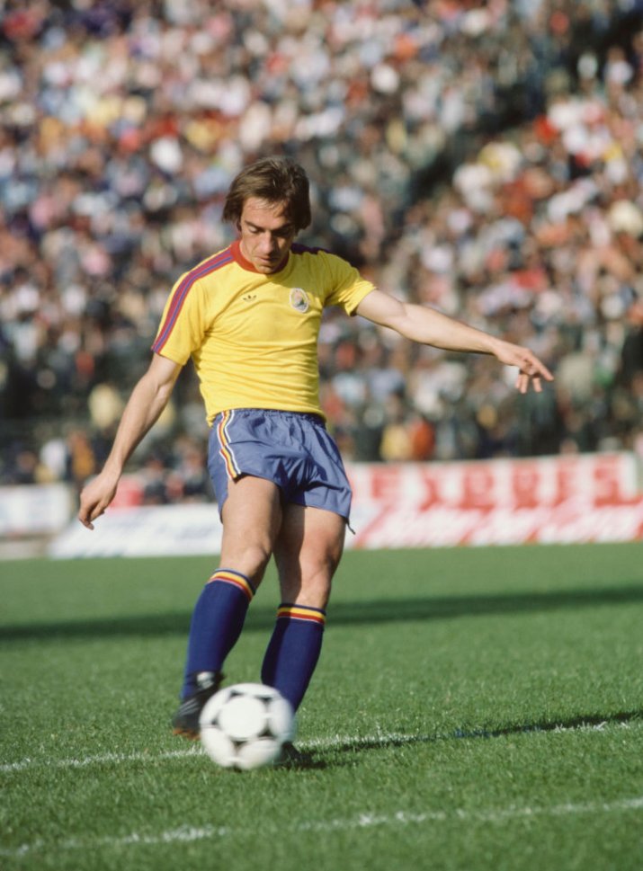 3 goluri în 18 meciuri (1979-1981) a strâns Marcel Răducanu în tricoul României