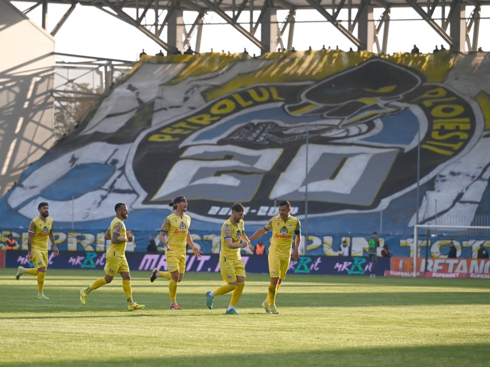 Petrolul Ploiești a terminat sezonul precedent pe locul 11 în play-off