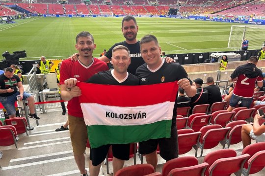 Un politician român s-a fotografiat cu drapelul Ungariei la meciul cu Germania de la EURO 2024