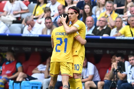 Ianis Hagi, dezvăluiri despre momentul în care Stanciu a decis să renunțe la numărul 10: ”A venit la mine în cameră să mă întrebe”