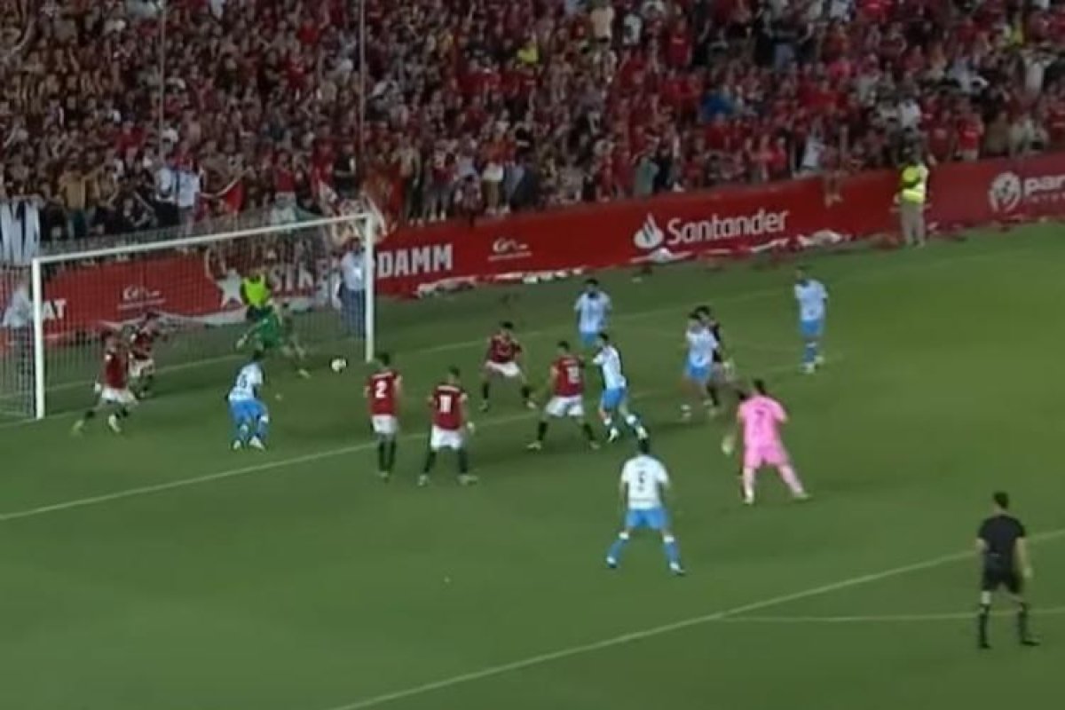 Malaga a reușit promovarea în LaLiga 2 după un meci dramatic cu Gimnastic de Tarragona