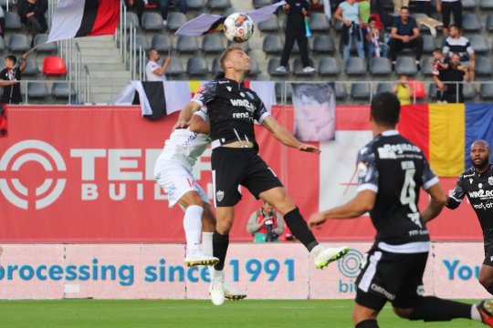 Dinamo îl vrea pe fotbalistul aflat și pe lista Rapidului. Transferul pregătit de "câini"