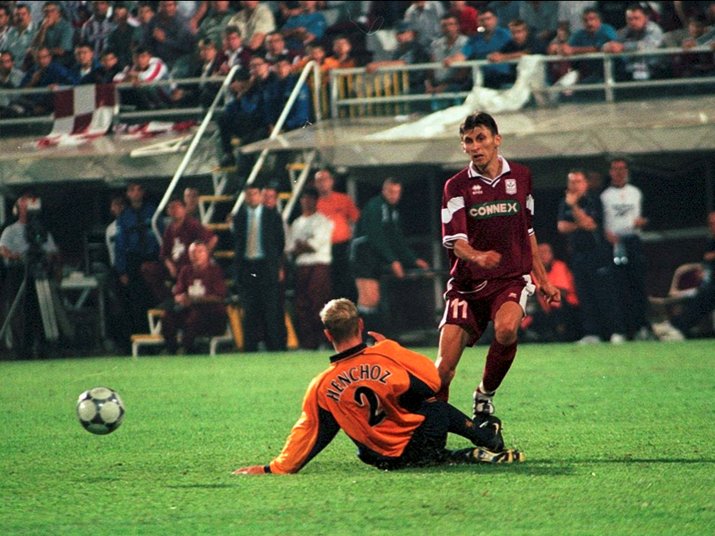Sergiu Radu, în meciul Rapid - Liverpool, 0-0, în ediția 2000-2001 a Cupei UEFA