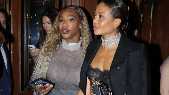 Serena Williams, cu lenjeria la vedere. Legendara tenismenă a ales o rochie transparentă pentru Săptămâna Modei de la Paris