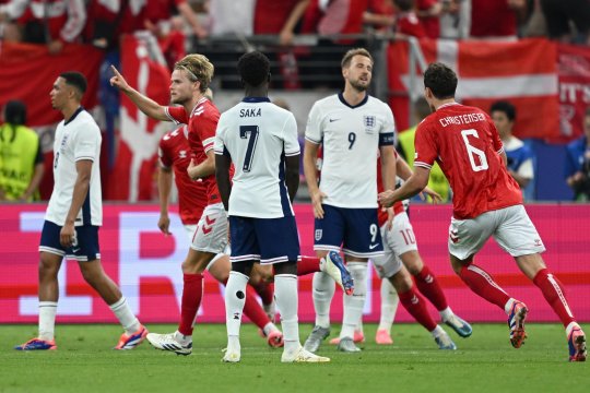 Anglia - Slovenia 0-0 / Danemarca - Serbia 0-0. Sârbii termină pe ultimul loc în grupă