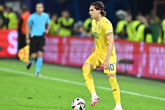 Surpriza lui Edi Iordănescu! Ianis Hagi, titular în România - Slovacia