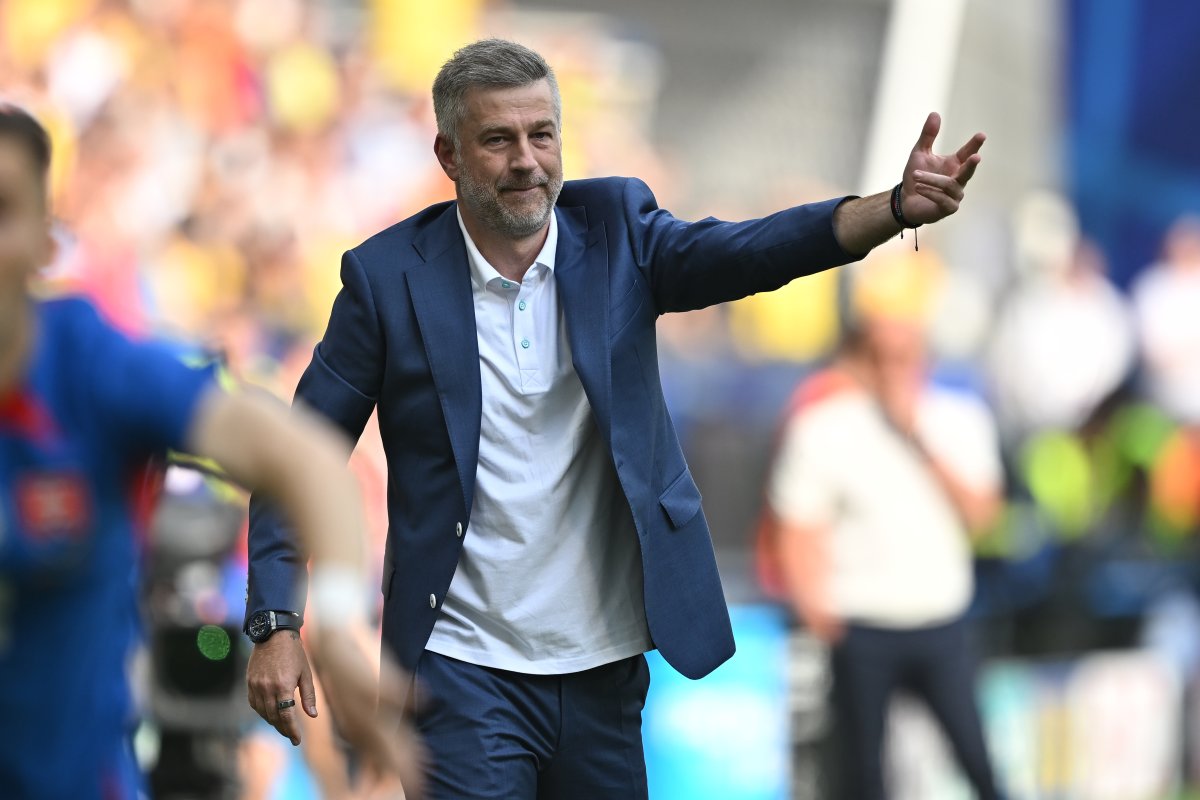 Edi Iordănescu calcă apăsat pe urmele tatălui său