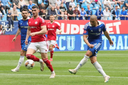 Sfatul primit de Juan Bauza după ce FCU Craiova a retrogradat: ”Dacă rămâne liber de contract, toată lumea pierde!”