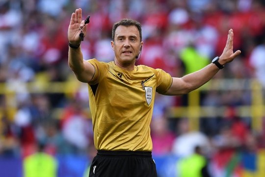 Centralul care i-a enervat pe Bellingham și Haaland arbitrează România. Pe cine a delegat UEFA la confruntarea din optimile de finală ale EURO 2024 contra Olandei