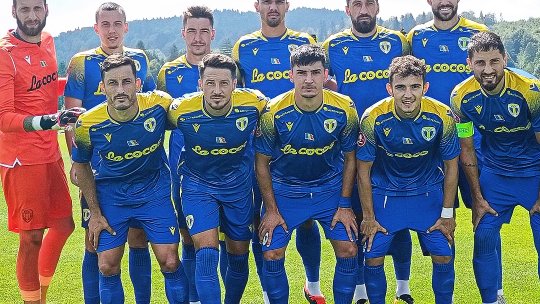 Fotografie fabuloasă postată de Petrolul Ploiești, cu Mourinho în prim plan! Cât s-a terminat amicalul cu Fenerbahce