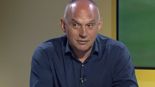 Florin Prunea, prins în ofsaid, chiar în timp ce stătea cu soția în pat: 'M-a luat tandru, m-a pupat'