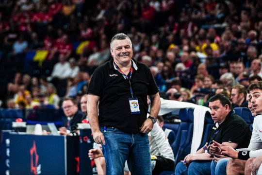Xavier Pascual și-a anunțat plecarea de la CS Dinamo: ”Emoțional îmi este imposibil să mă despart de acest club pe viață”