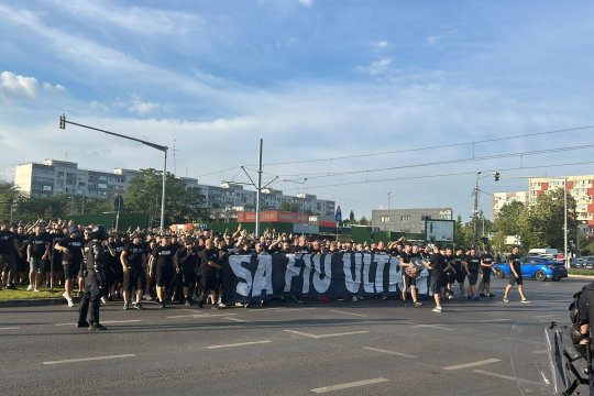 Ultrașii din România s-au unit împotriva abuzurilor. Suporterii de la Rapid, Dinamo și Steaua au stat umăr lângă umăr