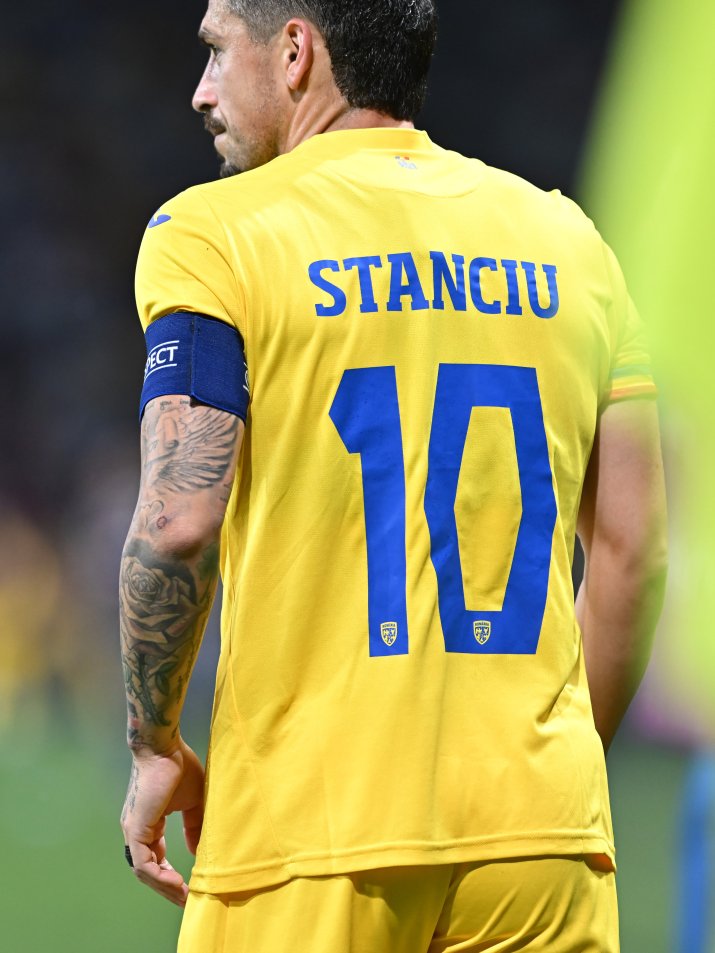 Stanciu este unul dintre cei doi tricolori, alături de Alibec, care a făcut parte din lotul naționalei și la Euro 2016