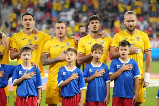 Dorit de Rapid și Universitatea Craiova, un internațional român refuză Superliga : ”Cum să renunţe la atâţia bani?”