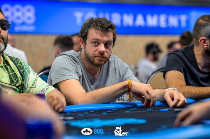 Victor Angelescu a participat la un eveniment de poker din București.