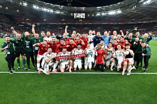 Vedeta Ungariei a venit la meciul dintre Paksi și Corvinul. Imaginile-surpriză de la confruntarea din Europa League