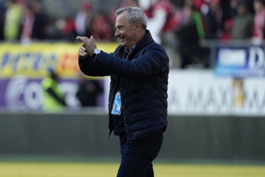 Rednic le-a pus gând rău rapidiștilor la debutul lui Neil Lennon pe banca giuleștenilor: "Noi suntem pregătiți"
