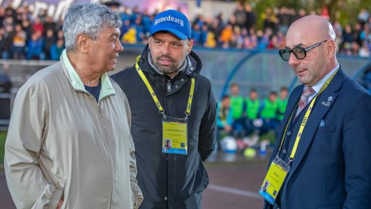 Florin Maxim, un antrenor fericit după victoria clară a Corvinului cu Paksi: "Mai puteam marca!"