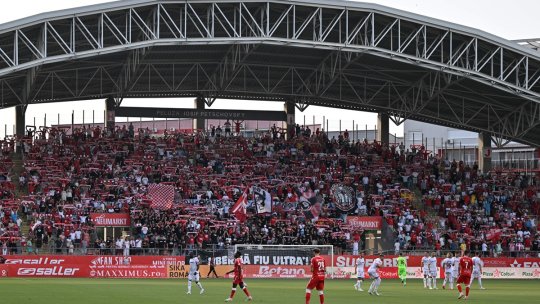 Fotbalistul echipei naționale, prezent la UTA - Rapid, alături de Alexandru Meszar! Cum au fost surprinși cei doi